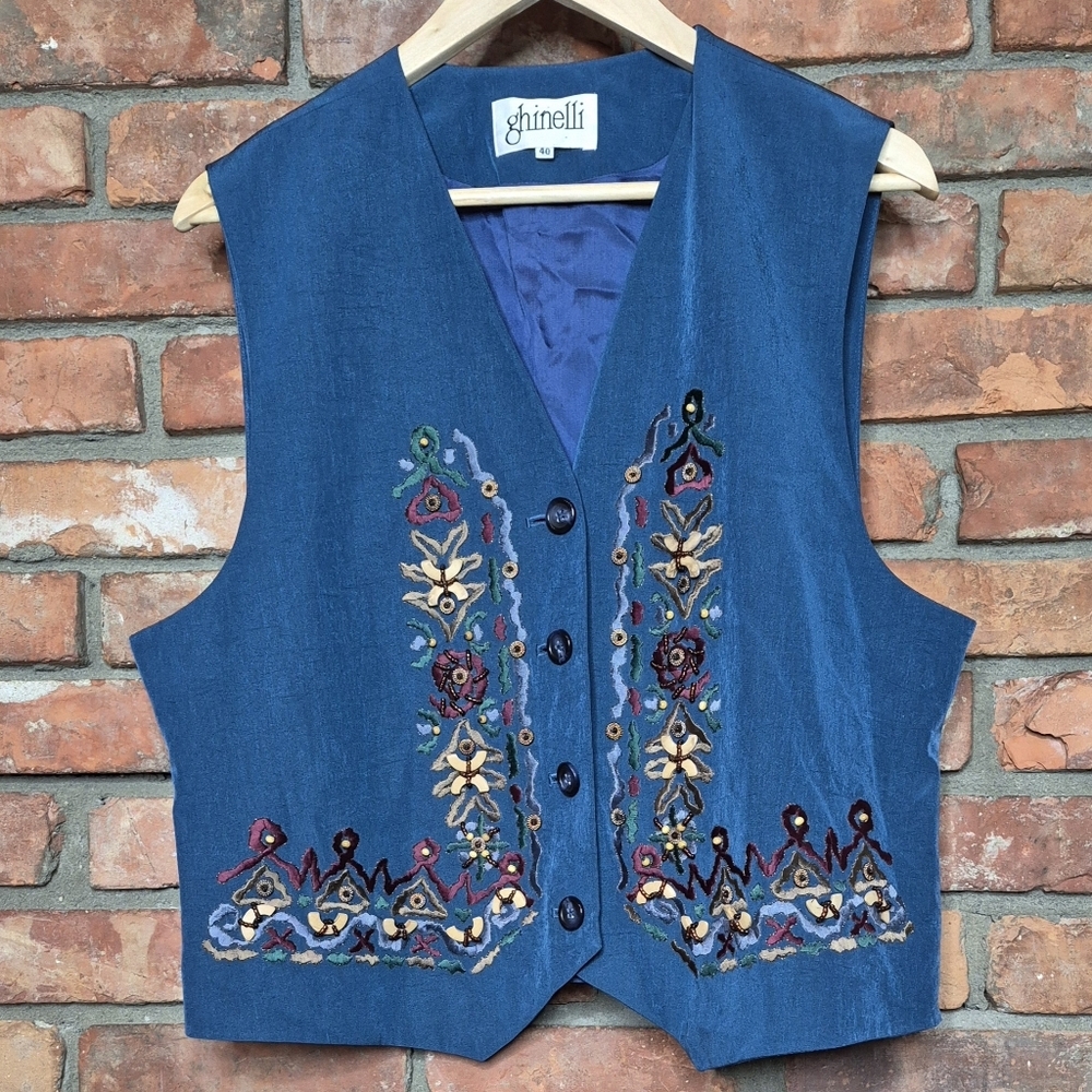 Ghinelli Embroidered Vest Size 40 Medium Beaded Wood Buttons Lined Statement